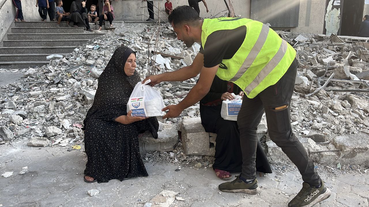 Emergency Food Aid Distribution in Gaza | Nazya Humanitarian Aid, Gaza, Palestine